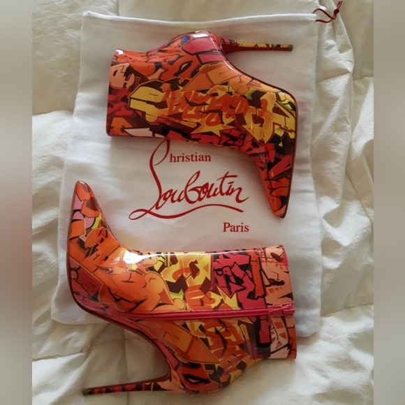 Nwt. Christian Louboutin stiletto graffiti multicolor,side zipper leather boot - Picture 3 of 8